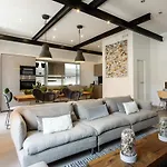 Old Town Luxury House *