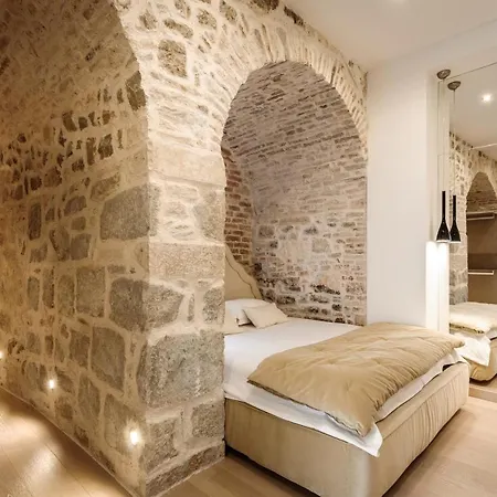 Old Town Luxury House Апартаменты